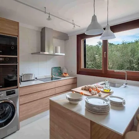 Sa Garrigueta Fh, Stunning Views Villa